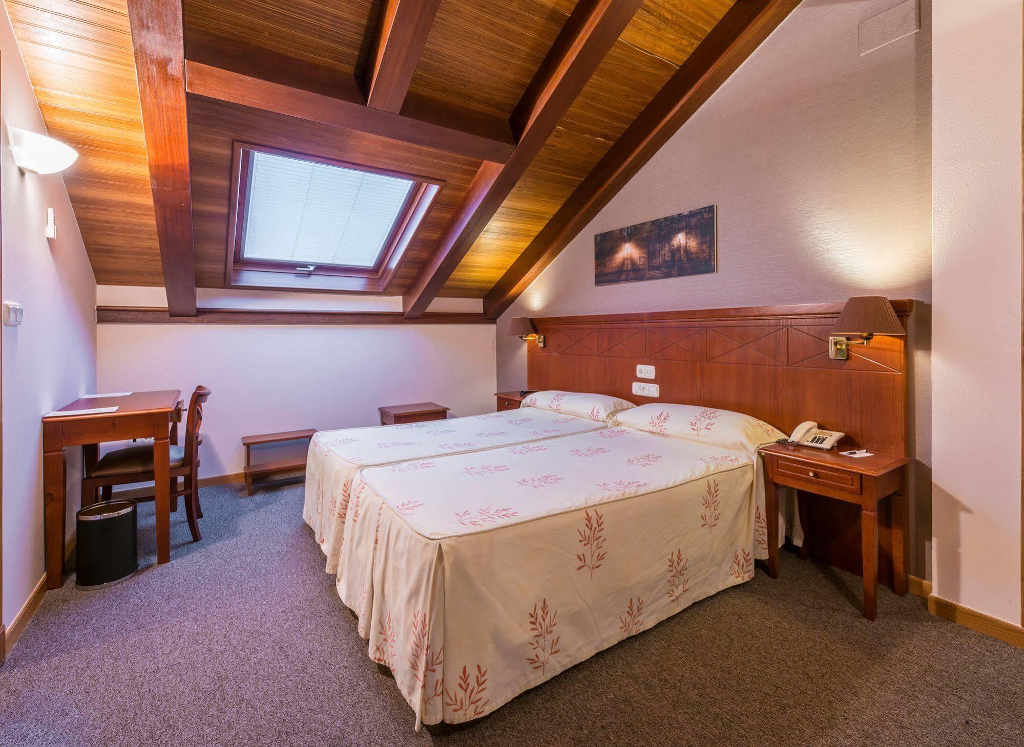 Hotel Herradura Santiago de Compostela Eksteriør bilde